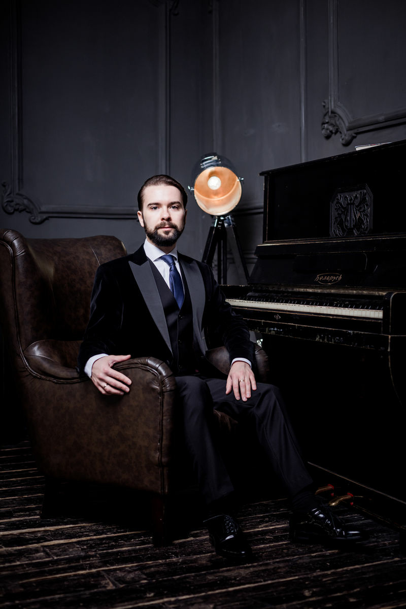 Shapliko Artem  (piano)