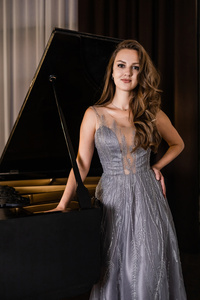 Alekseychik Anastasia (piano)