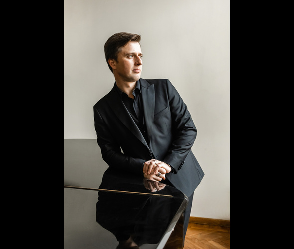 Кручко Иван (бас)